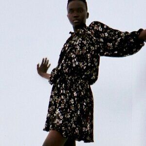 ZARA Short Floral Print Dress Black & White Size M